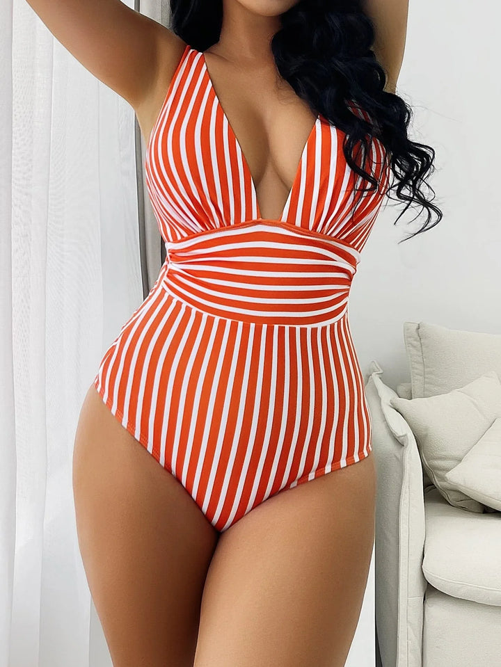 Elegant Striped Swimsuit for a Stylish Beach Look For Women