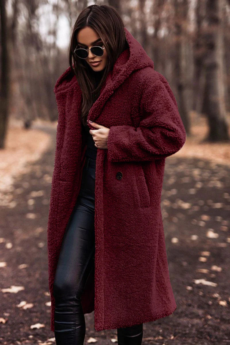 Stylish winter jacket with elegant warming lining for women