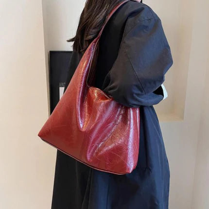 Leather Tote Bag With Modern Features For Women