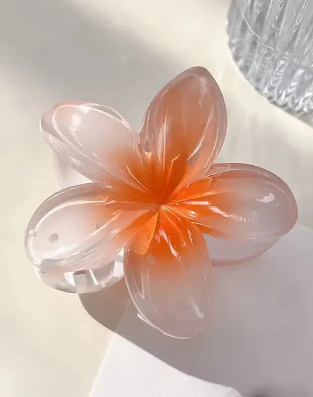 Radiant Floral Hair Clip with an Elegant Design For Women